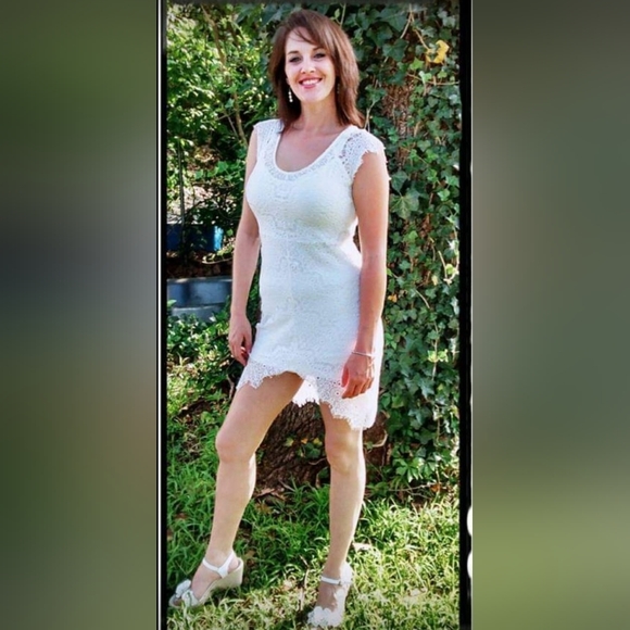 Dresses & Skirts - Solid FloralPrint Lace Trimed Bodycon Overlay Mini Dress White